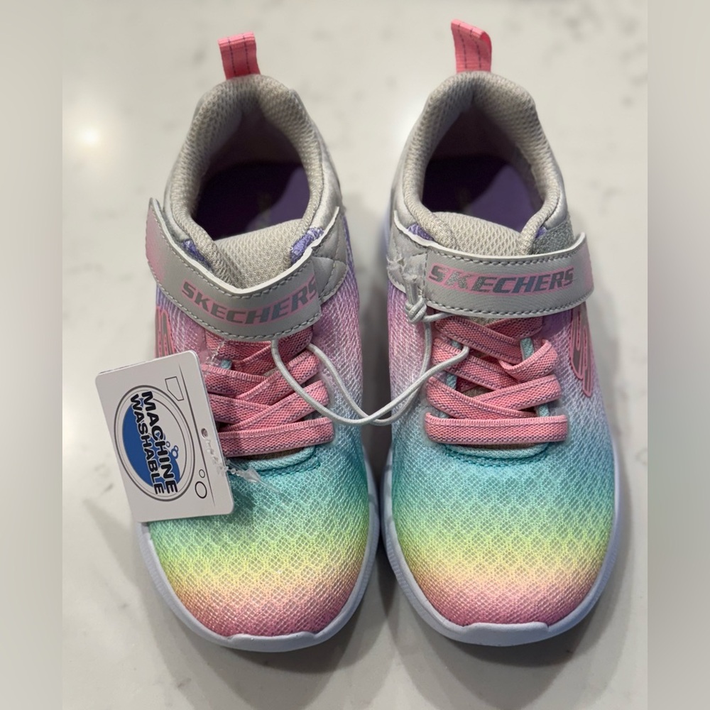 New | Girls Size 11 | Skechers | Sneakers | Washable | Rainbow